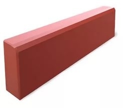Бордюр красный литьевой 100х22х7,5